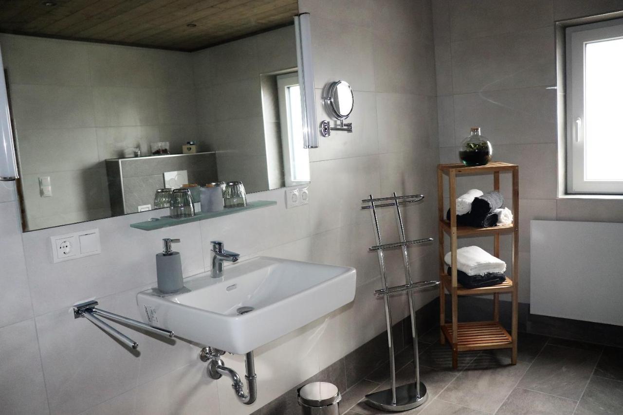 Haus Neuwirt Apartment Sautens Bagian luar foto